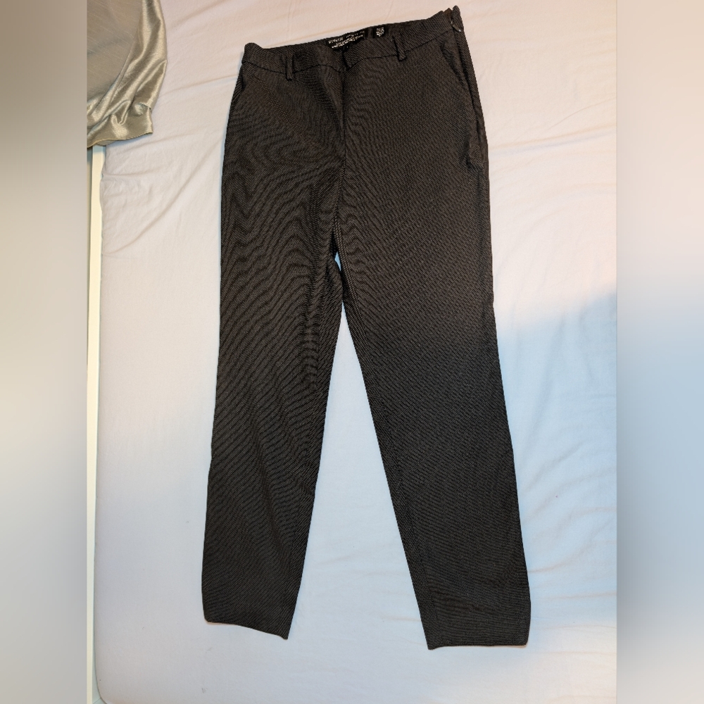 RW&CO. Brown Cropped Ankle Pants Tailored Fit
